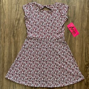 NWT Adorable Floral Print Casual Dress